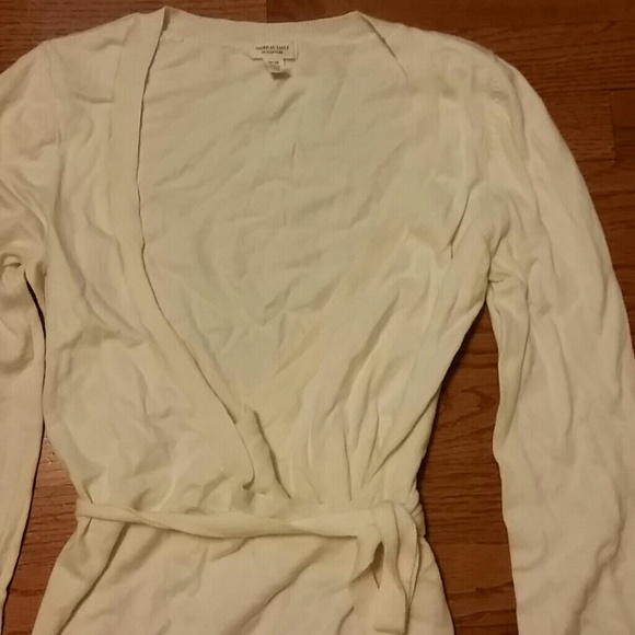 American Eagle knit top! - Picture 2 of 3