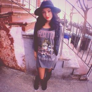 Led Zeppelin band high low dress