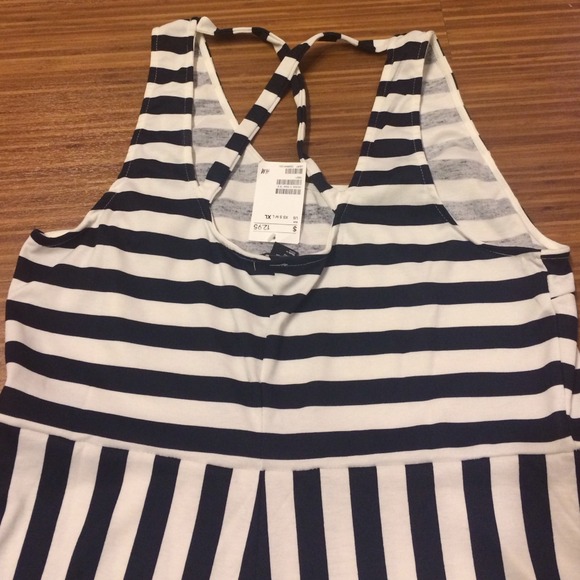 ⛔️ SOLD - H&M black and white stripped dress sz XL - Picture 2 of 3
