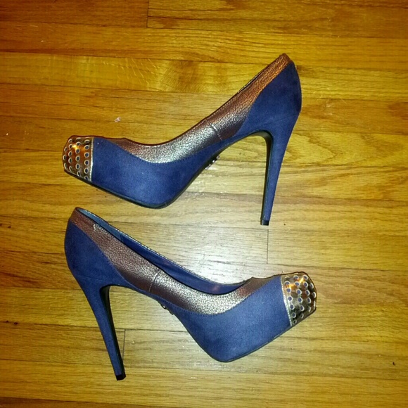 Blue + Gold JLo Pumps...like new - Picture 2 of 4