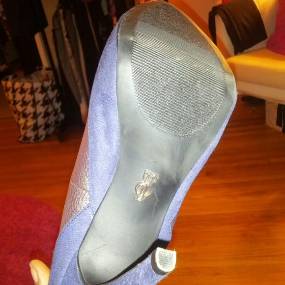 Blue + Gold JLo Pumps...like new - Picture 4 of 4