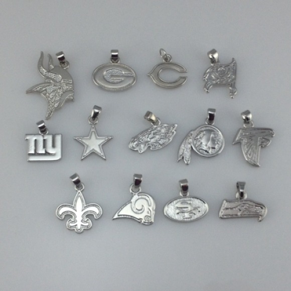 PITTSBURGH STEELERS NFL Necklace Set NEW - Picture 3 of 3