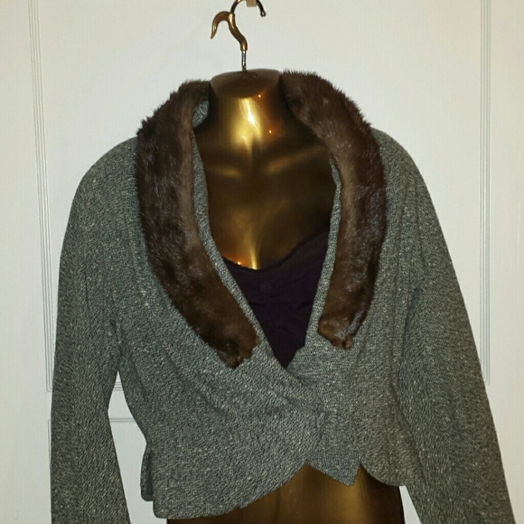Vintage Jackets & Blazers - Vintage jacket with real fur collar
