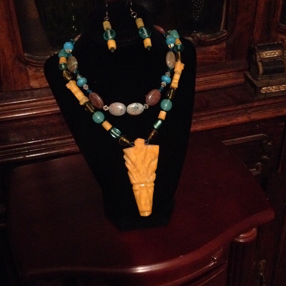 Handmade necklace and earring set