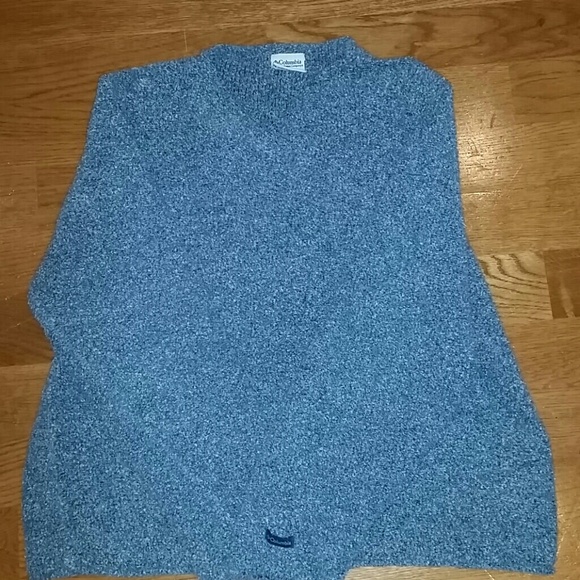 COLUMBIA Sweater!!!
