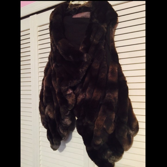 Faux Fur Vest (Purple/Gray)