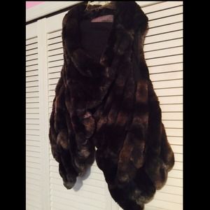 Faux Fur Vest (Purple/Gray)