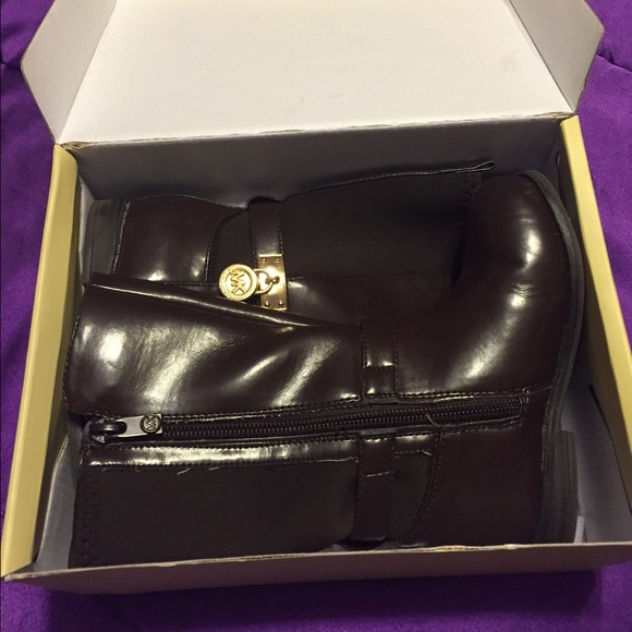 Michael Kors Toddlers Size Nine Boots