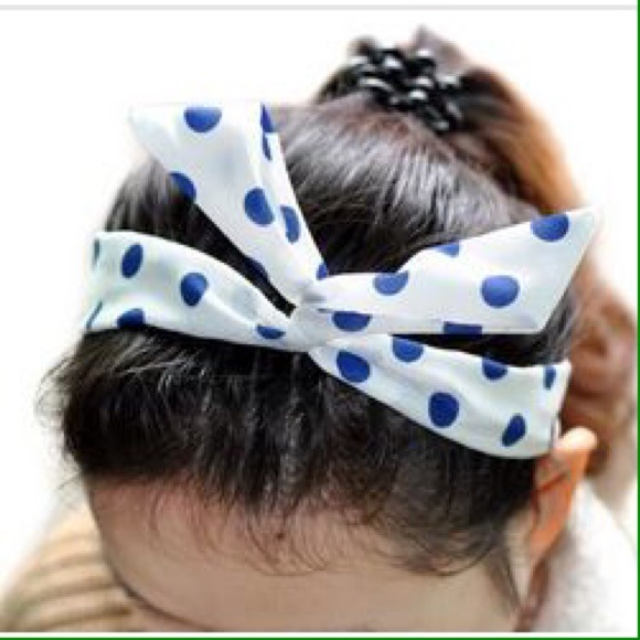 Urban Outfitters Blue Twisty Headband