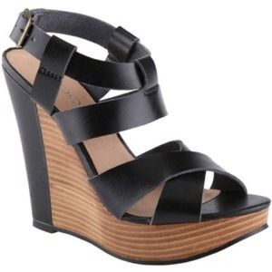 Aldo wedge sandals!
