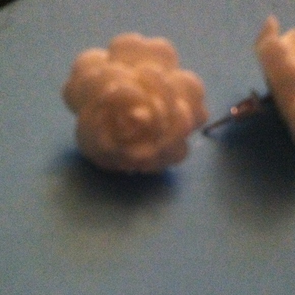 Earrings - Picture 2 of 2