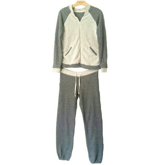 Sundry Gray Soft Sweatsuit Set Small/Medium