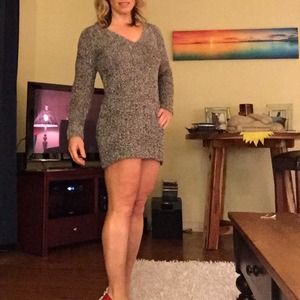 MARKDOWN - Cozy Sweater dress - chenille w/bag