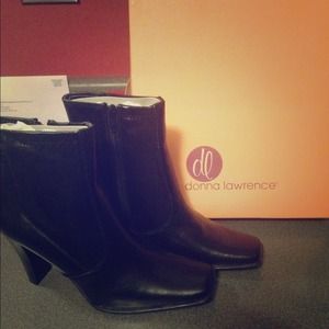 donna lawrence booties