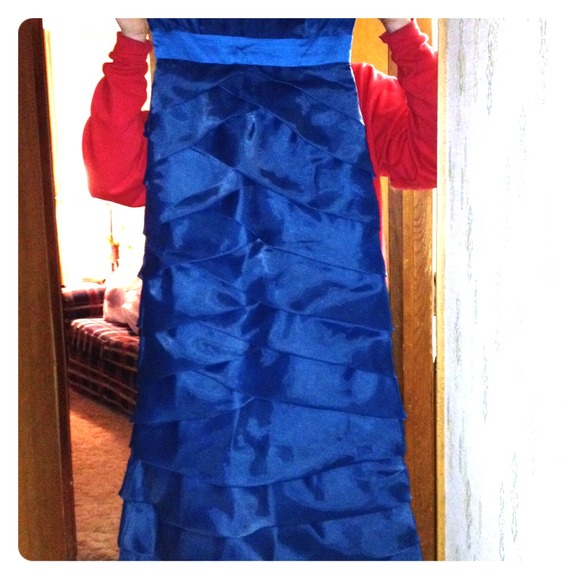 maxandcleo long blue prom dress - Picture 1 of 3