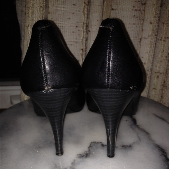 Fergalicious black heels - Picture 4 of 4