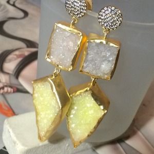 Bansri Earrings