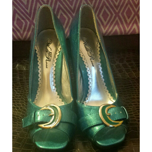 Blue Heels