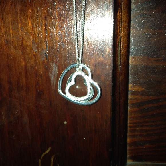 Heart necklaces - Picture 2 of 2