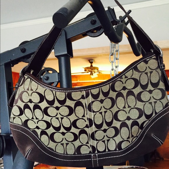 Small coach purse very clean