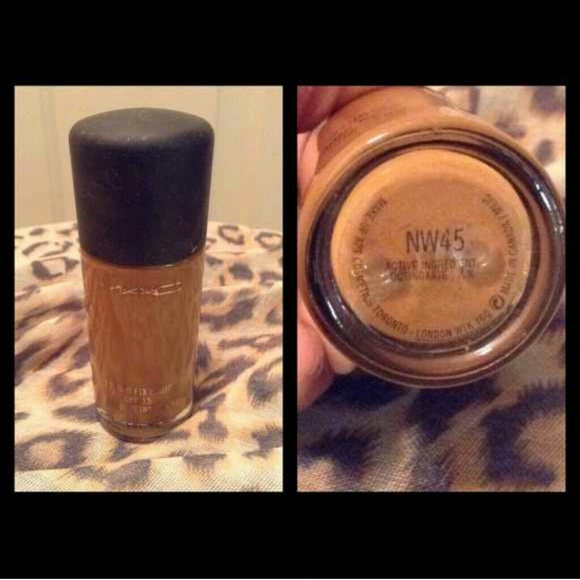 Mac Studio Fix Foundation NW45