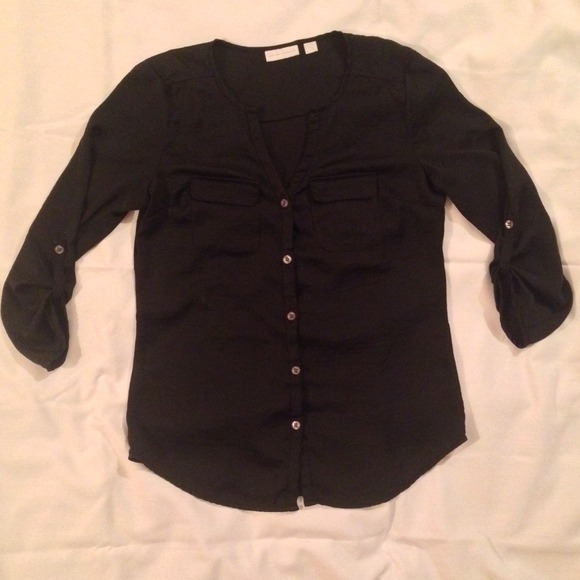 New York & Company chic blouse! ❤️💃