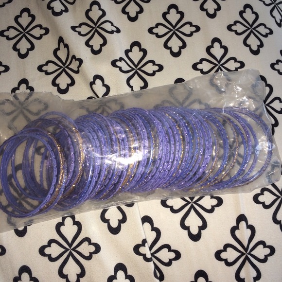 Sparkly Lavender bangles ❄️