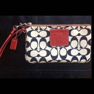 Coach Clutch/Wristlet!