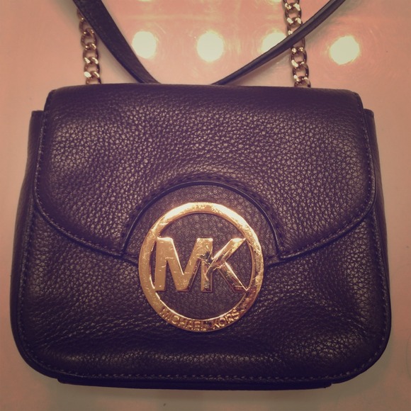 Small crossbody
