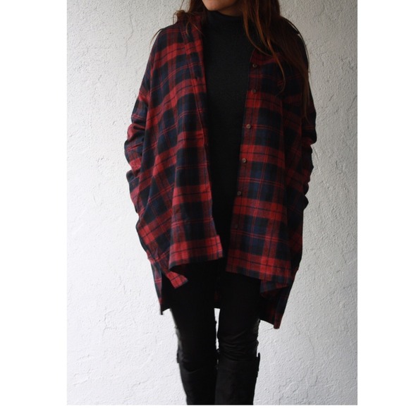 OVersized plaid Flannel in burgundy