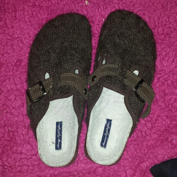 American Eagle Slippers