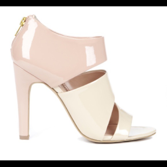 Julianne Hough Kristen Sandal in Cuban Sand - Picture 2 of 2