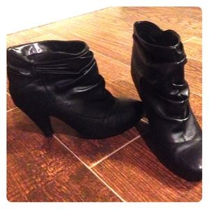 REDUCED! Black Ankle Boots