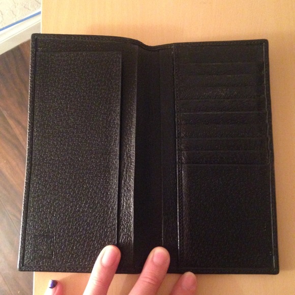 Authentic Fendi long Wallet - Picture 2 of 4