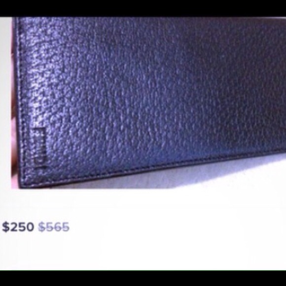 Authentic Fendi long Wallet - Picture 4 of 4
