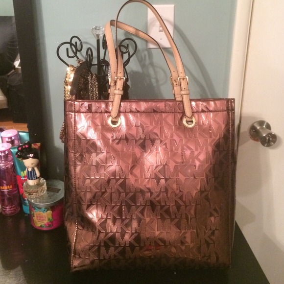 Michael Kors Metallic Cocoa Jet Set Tote Bag