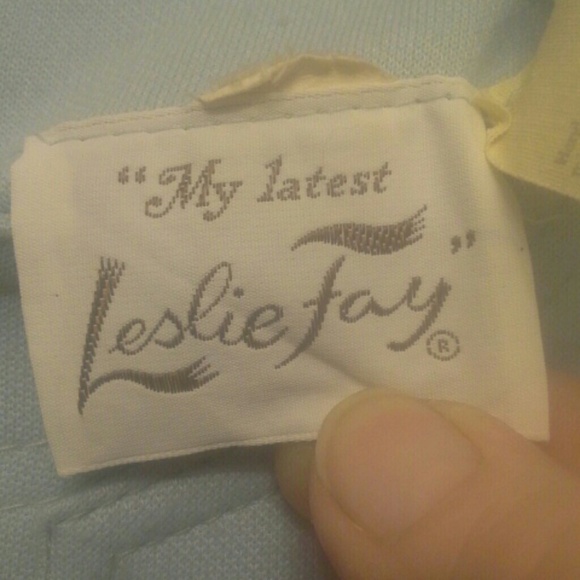 VINTAGE baby blue 2-pc - Picture 3 of 4