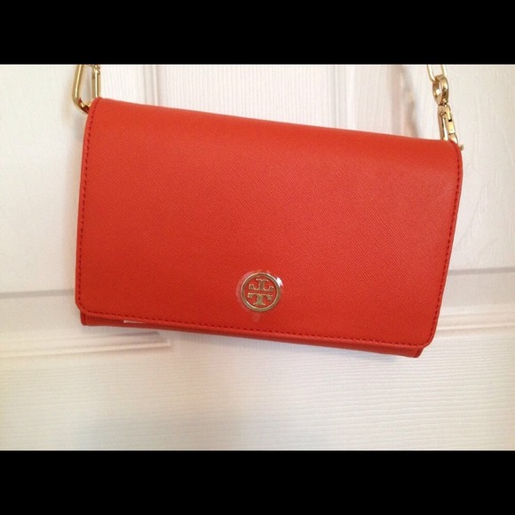 Tory Burch Robinson Chain Wallet for Sale in West New York, NJ