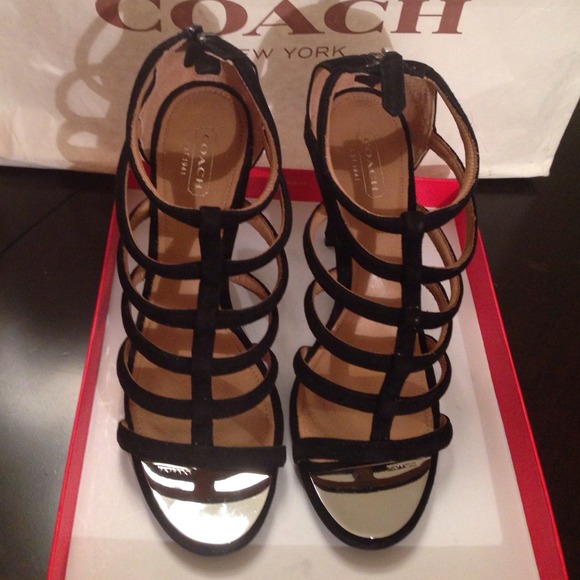 Coach shoes - Picture 3 of 4