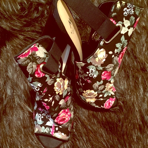 Floral Print Peep Toe Bootie from ShoeDazzle