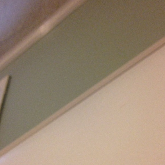 Heels - Picture 3 of 3