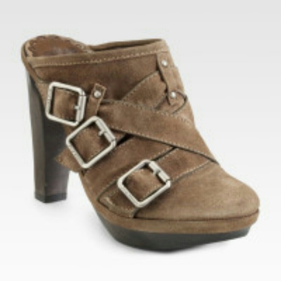 🌻 TRADE for Sally ONLY: Chocolate  JUICY Clogs