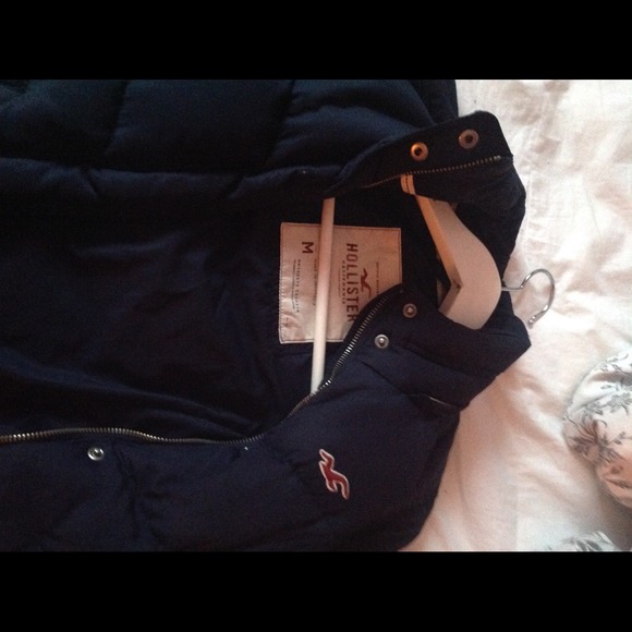 Coat - Picture 2 of 4