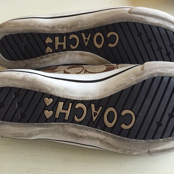 COACH brown slip-on shoes - Picture 3 of 3