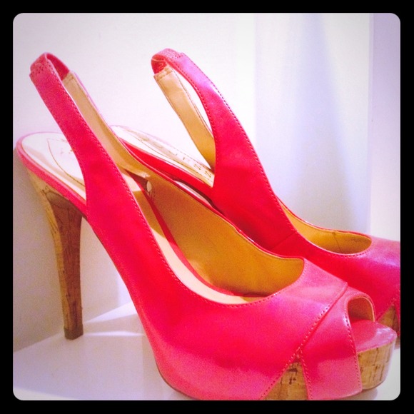 Guess hot pink open toe heels size 7