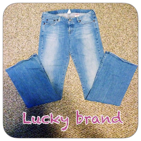 Lucky brand faded blue dream Jean - good condition