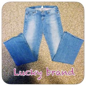 Lucky brand faded blue dream Jean - good condition