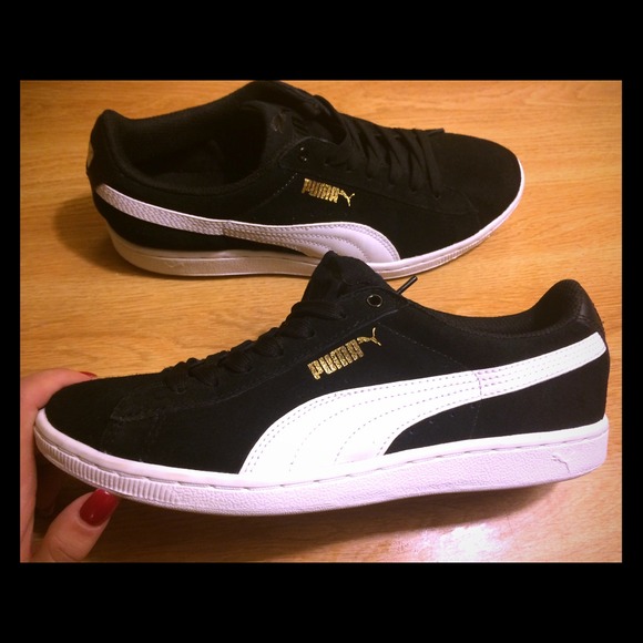🎄🎁 Women's Puma Running shoes ( Size 8.5 )🏆