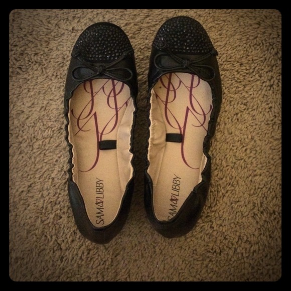 Sam and Libby black flats