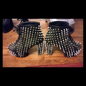 Jeffrey Cambell Litas